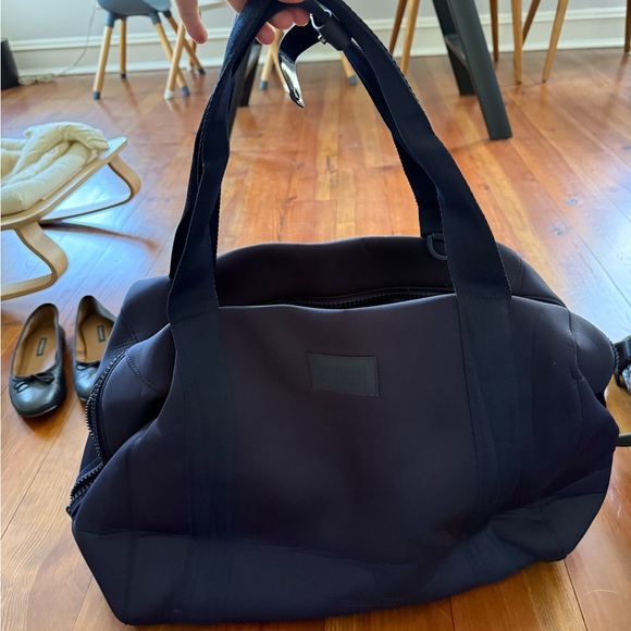 Dagne Dover XL Landon - Picture 1 of 4